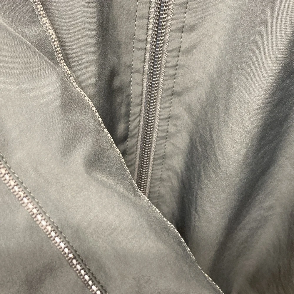 New Balance windbreaker Grey M
